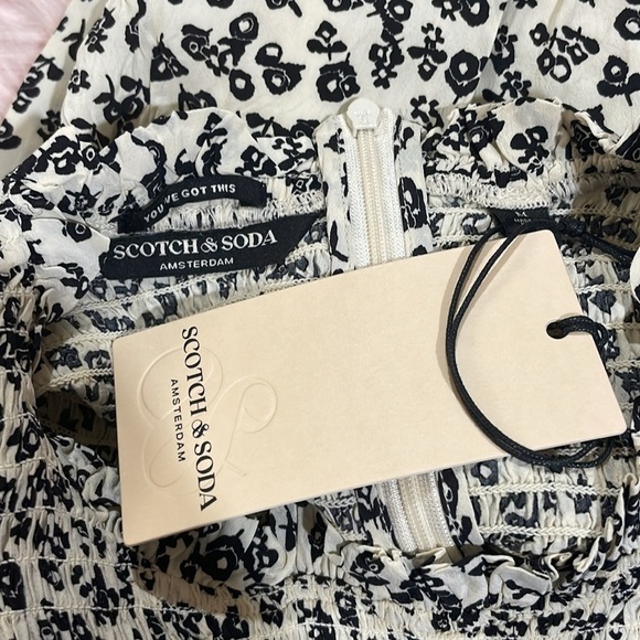 NWT Scotch and Soda short flowy dress with smock and frill detail - Picture 3 of 11
